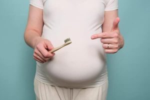 بهترین خمیر دندان دوران بارداری: راهنمای انتخاب ایمن برای مادران